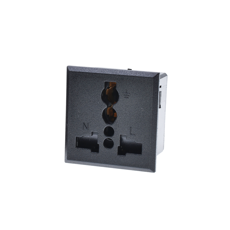 AC Universal Socket